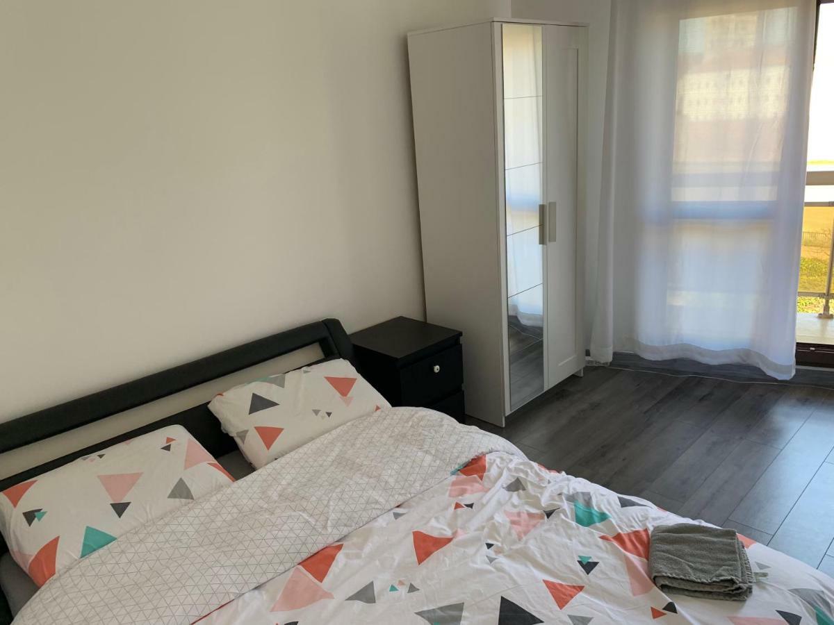 Grand Appartement A Louer Vue Sur Seine Melun Exterior foto